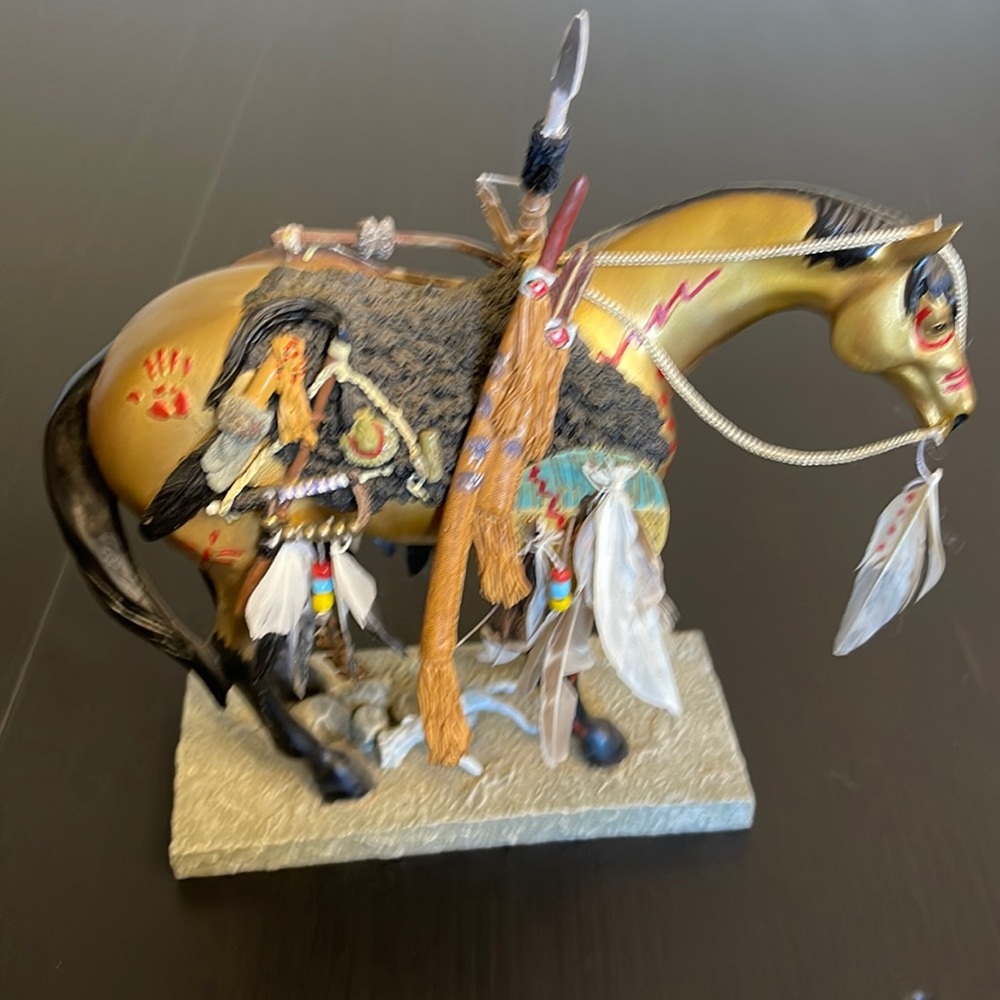 The Trail Of Painted Ponies 1549 The Medicine Horse 2004 with box and tag